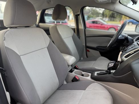 Used 2014 Ford Focus SE image 23