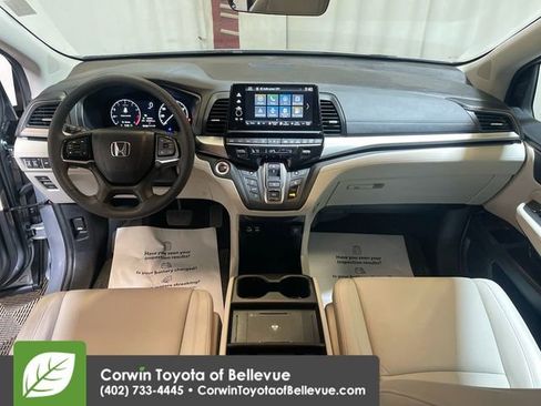 Used 2025 Honda Odyssey EX-L image 11