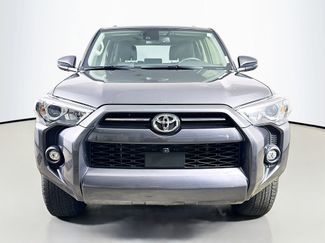 Used 2023 Toyota 4Runner SR5 Premium w/ Moonroof Package AWD/4WD video 2