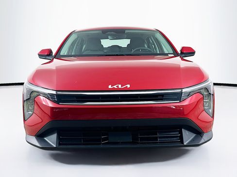 Used 2025 Kia K4 FWD image 2