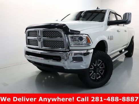 Used 2016 RAM 3500 Laramie w/ Convenience Group image 2