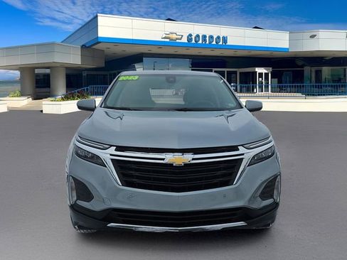 Used 2023 Chevrolet Equinox LT image 2