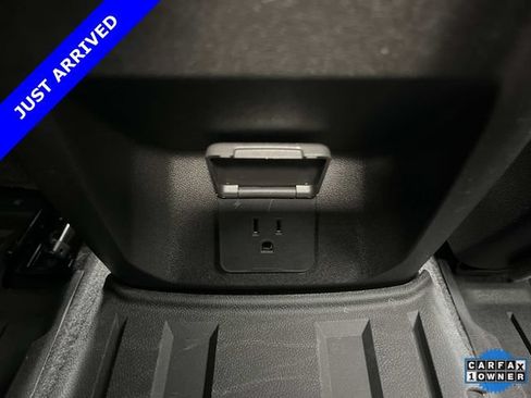 Used 2024 Chevrolet Colorado ZR2 w/ ZR2 Convenience Package III AWD/4WD image 17
