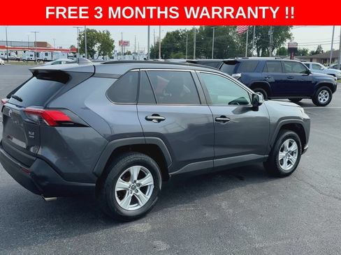 Used 2020 Toyota RAV4 XLE AWD/4WD image 8