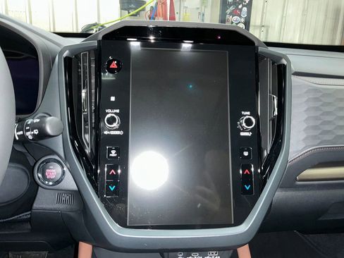 Used 2025 Subaru Forester Touring image 20