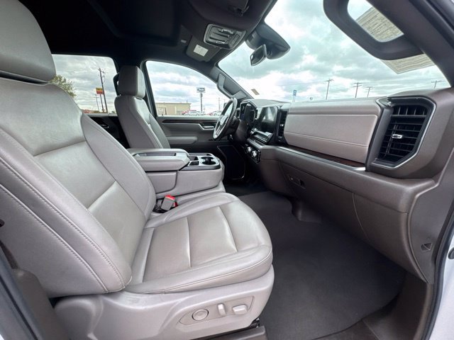 Used 2025 GMC Sierra 1500 SLT AWD/4WD image 21