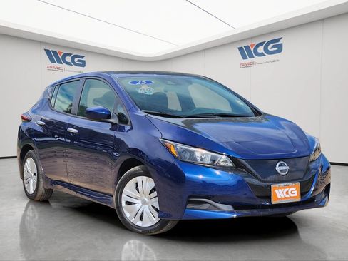 Used 2025 Nissan Leaf S FWD image 7