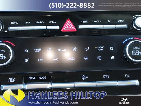 Used 2025 Hyundai Santa Fe Limited image 25