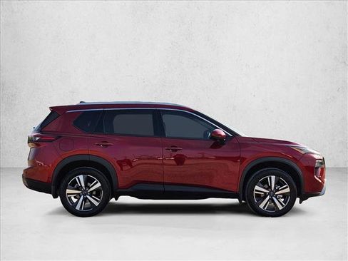Used 2024 Nissan Rogue SL FWD image 4