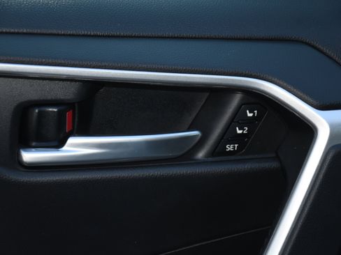 Certified 2023 Toyota RAV4 XLE Premium image 12