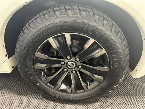 Used 2019 Nissan Armada Platinum w/ Captain's Chairs Package image 42