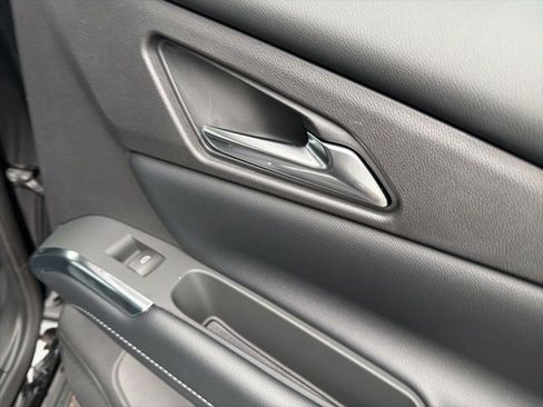 New 2026 Chevrolet Traverse LT image 22