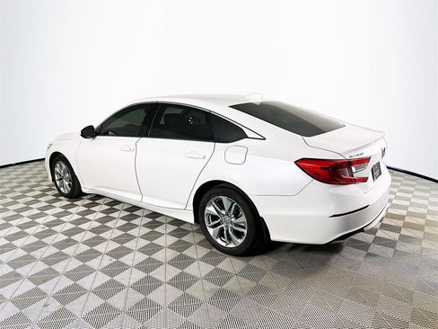 Used 2018 Honda Accord LX image 5