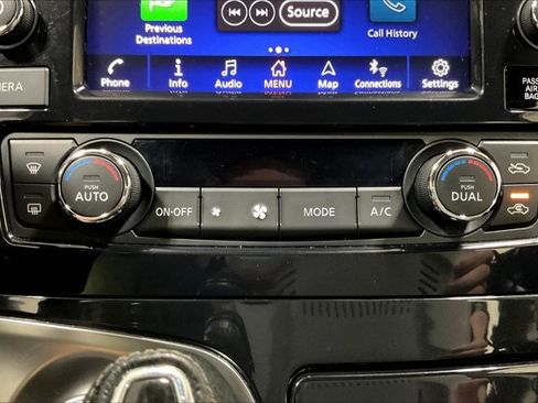 Used 2023 Nissan Maxima SV w/ Floor Mat Group image 32