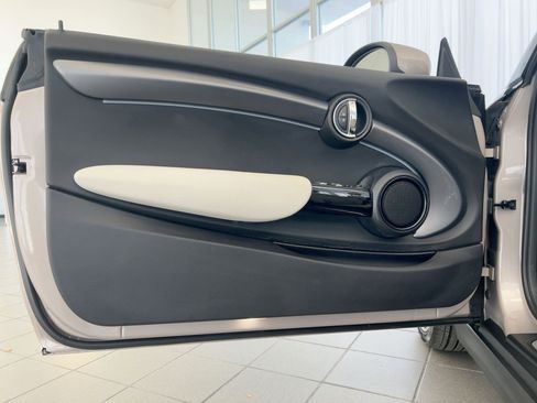 Certified 2023 MINI Cooper S w/ Signature Upholstery Package image 19