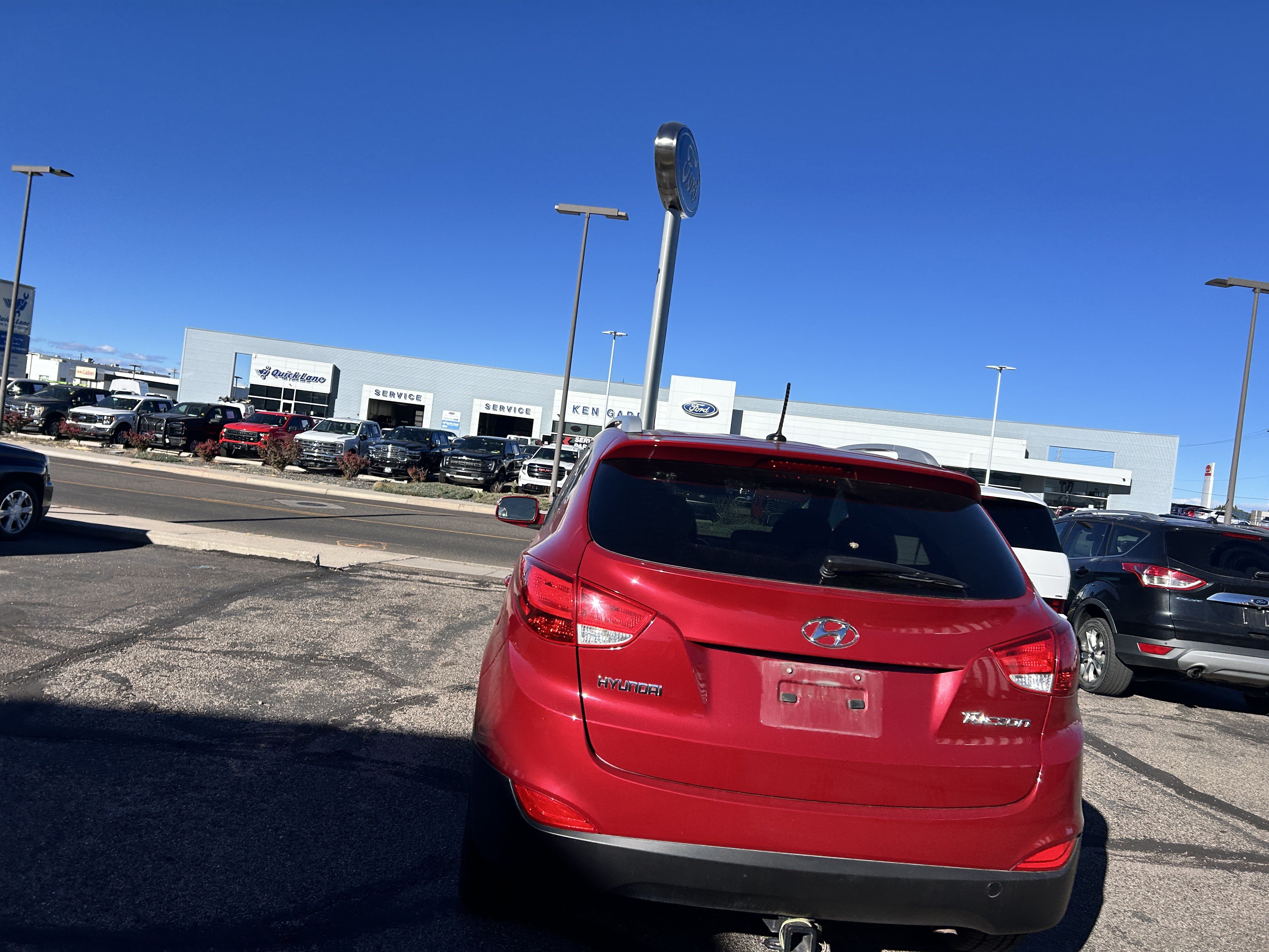 Used 2012 Hyundai Tucson GLS FWD image 4
