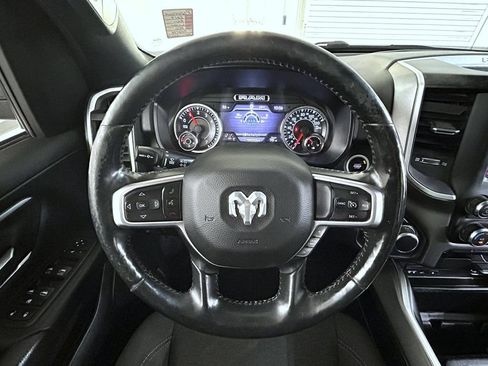 Used 2019 RAM 1500 Big Horn AWD/4WD image 11