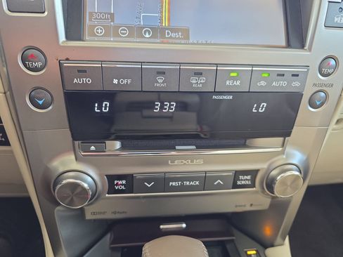 Used 2019 Lexus GX 460 Premium w/ Premium Package AWD/4WD image 23