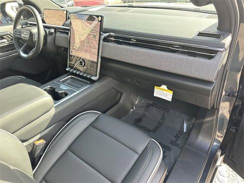 Used 2026 GMC Sierra EV Elevation image 27