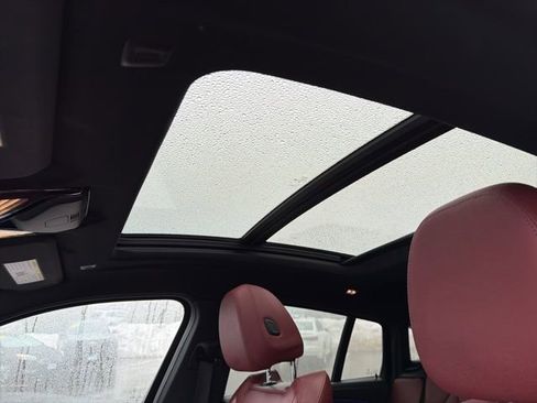 Used 2021 BMW X4 M40i image 12