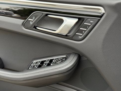 Certified 2024 Porsche Macan S image 27