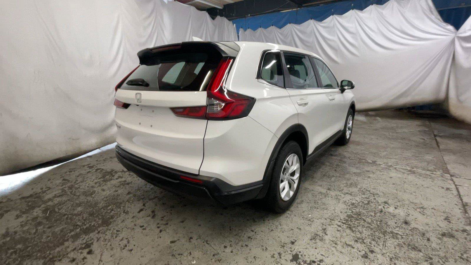 Used 2024 Honda CR-V LX image 6