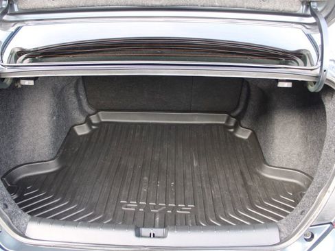 Used 2019 Honda Civic EX image 10