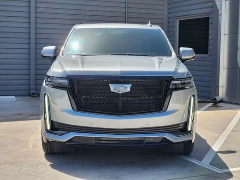Used 2024 Cadillac Escalade Sport w/ LPO, ONYX Package AWD/4WD image 3