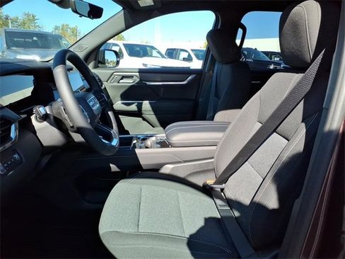 New 2026 GMC Acadia Elevation w/ LPO, Floor Liner Package image 7