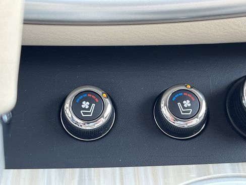 Used 2016 Nissan Murano Platinum w/ Platinum Technology Package image 34