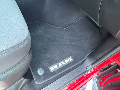 Used 2024 RAM 2500 Big Horn w/ Bed Utility Group image 15