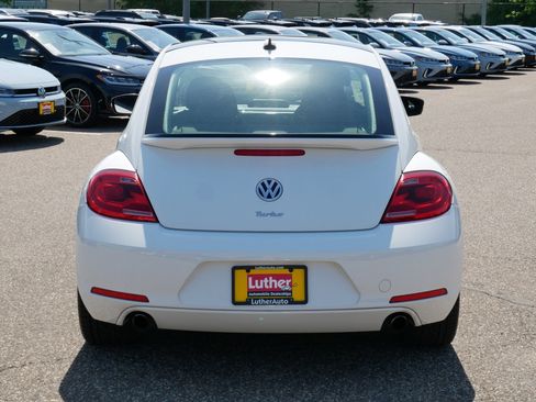 Used 2013 Volkswagen Beetle 2.0T FWD image 6