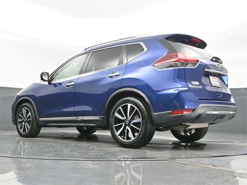 Used 2020 Nissan Rogue SL w/ Premium Package image 24