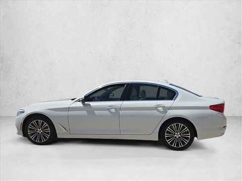 Used 2018 BMW 530i RWD image 9