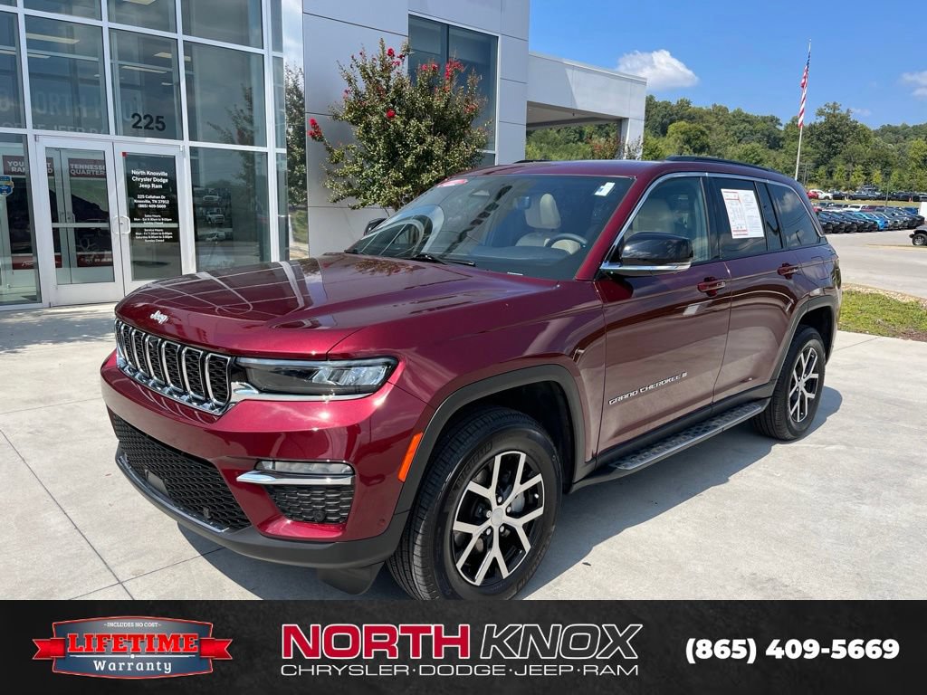 Used 2025 Jeep Grand Cherokee Limited w/ Luxury Tech Group II AWD/4WD image 1