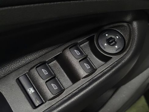 Used 2017 Ford Escape SE w/ SE Cold Weather Package image 27