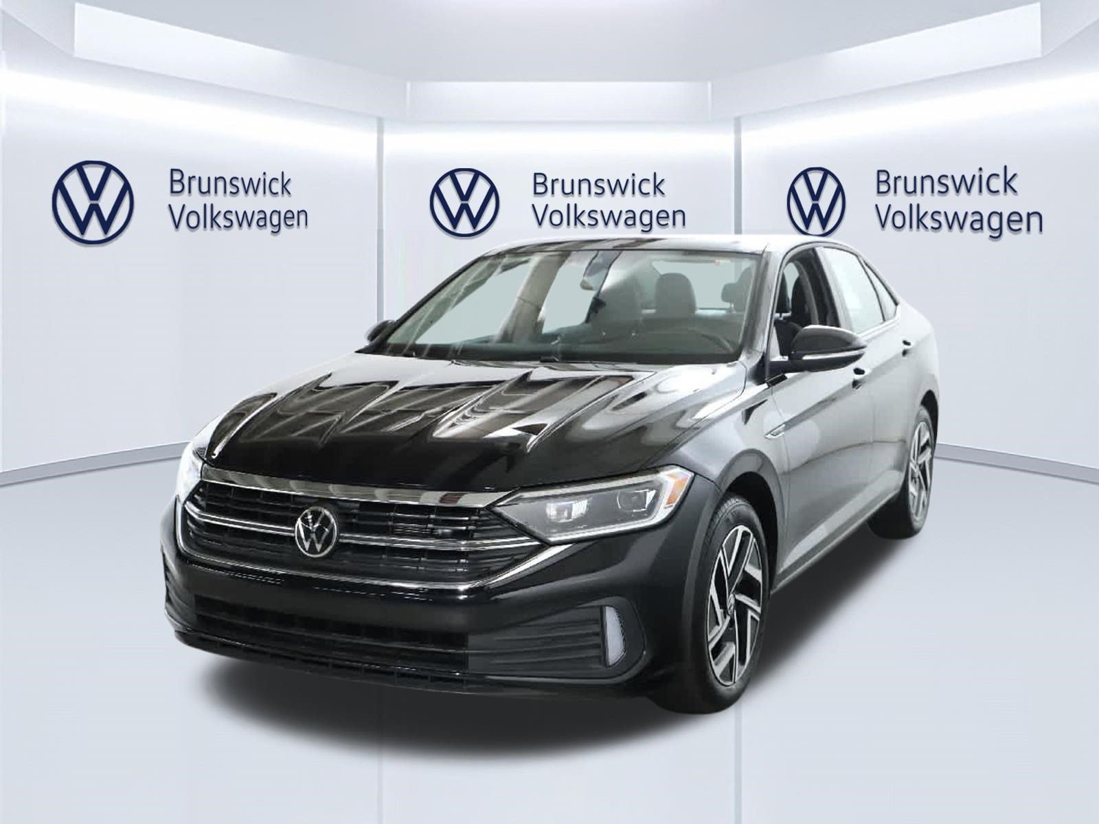Used 2024 Volkswagen Jetta SEL FWD image 1