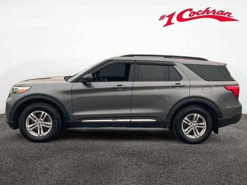 Used 2022 Ford Explorer XLT w/ Equipment Group 202A AWD/4WD image 23