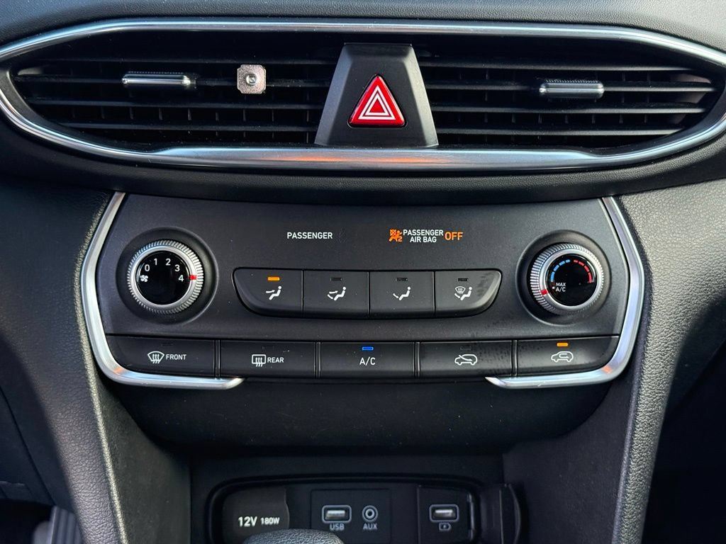 Used 2020 Hyundai Santa Fe SE AWD/4WD image 16