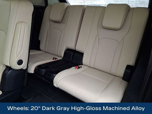 Used 2022 Lexus RX 350L Premium w/ Premium Package image 15