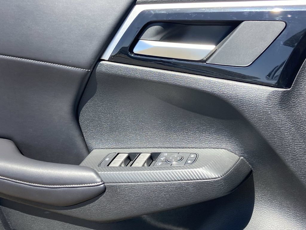 New 2026 Mitsubishi Outlander AWD image 20