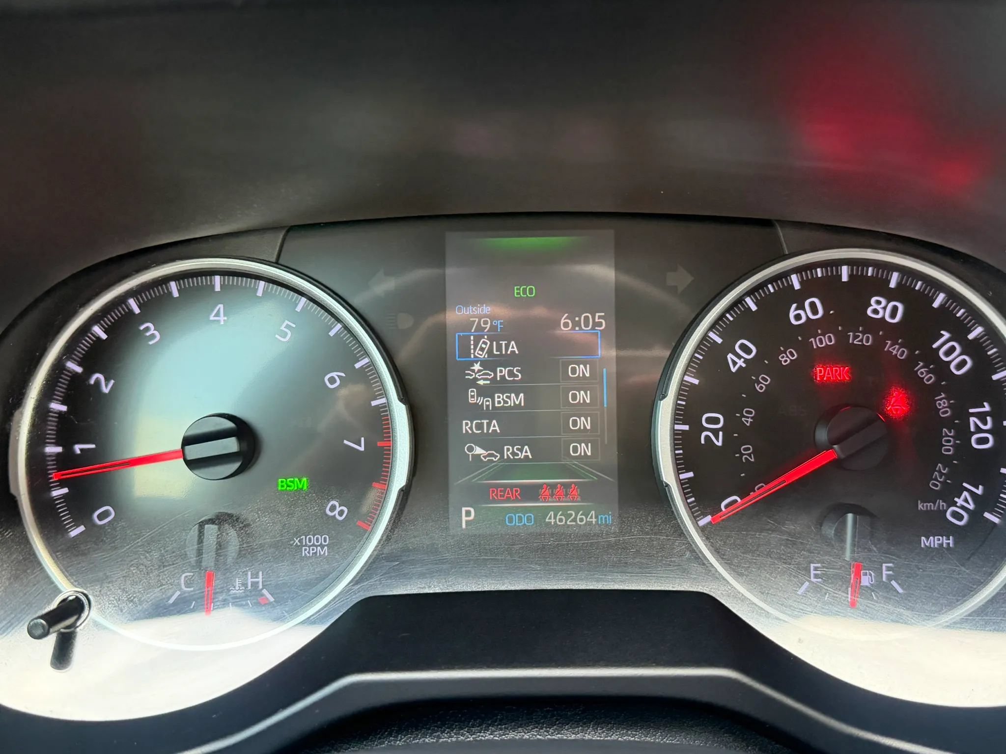Used 2020 Toyota RAV4 XLE FWD image 25