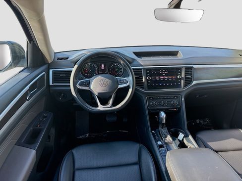 Used 2021 Volkswagen Atlas SE image 20