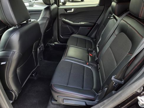 Used 2025 Ford Escape ST-Line FWD image 28