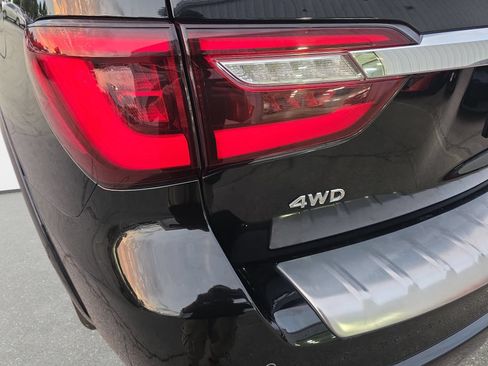 Used 2021 INFINITI QX80 Sensory w/ Cargo Package AWD/4WD image 32
