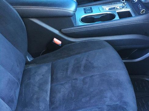 Used 2019 Nissan Murano SV w/ Premium Package image 16