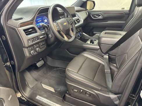 Certified 2024 Chevrolet Tahoe High Country AWD/4WD image 12