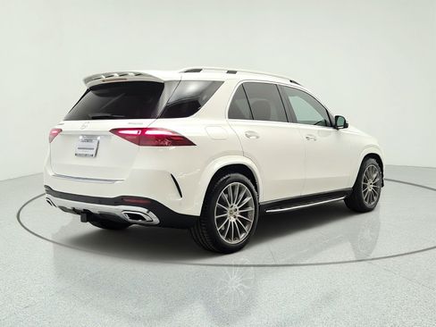 Used 2024 Mercedes-Benz GLE 450 4MATIC image 5