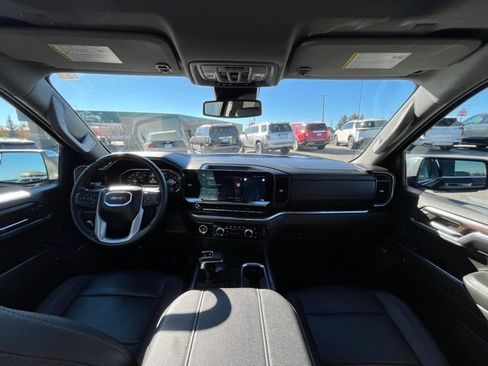 Used 2024 GMC Sierra 1500 SLT image 33