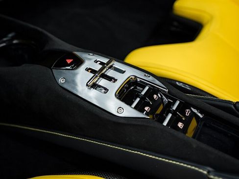 Used 2025 Ferrari SF90 Spider AWD/4WD image 35